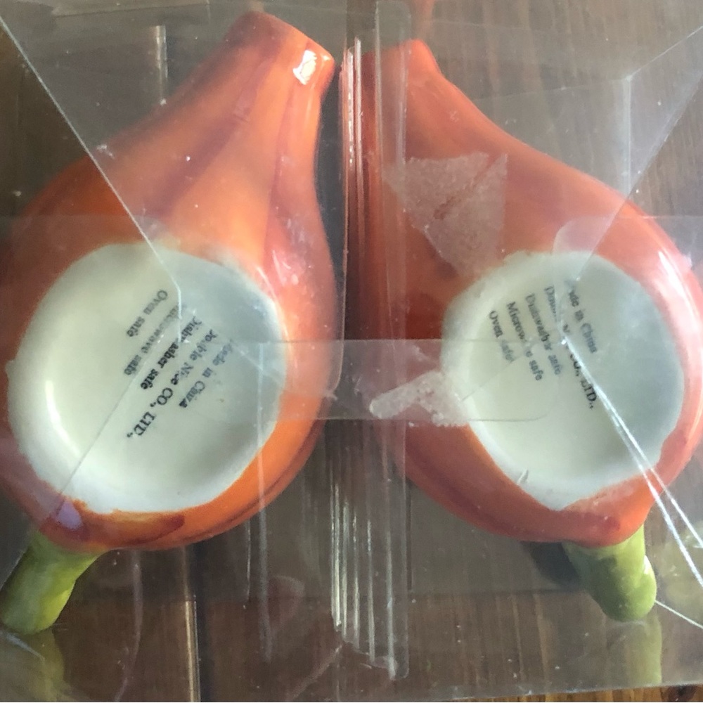 Miniature Ceramic Pumpkin Gravy Boats Set of 2 - Picture 3 of 4